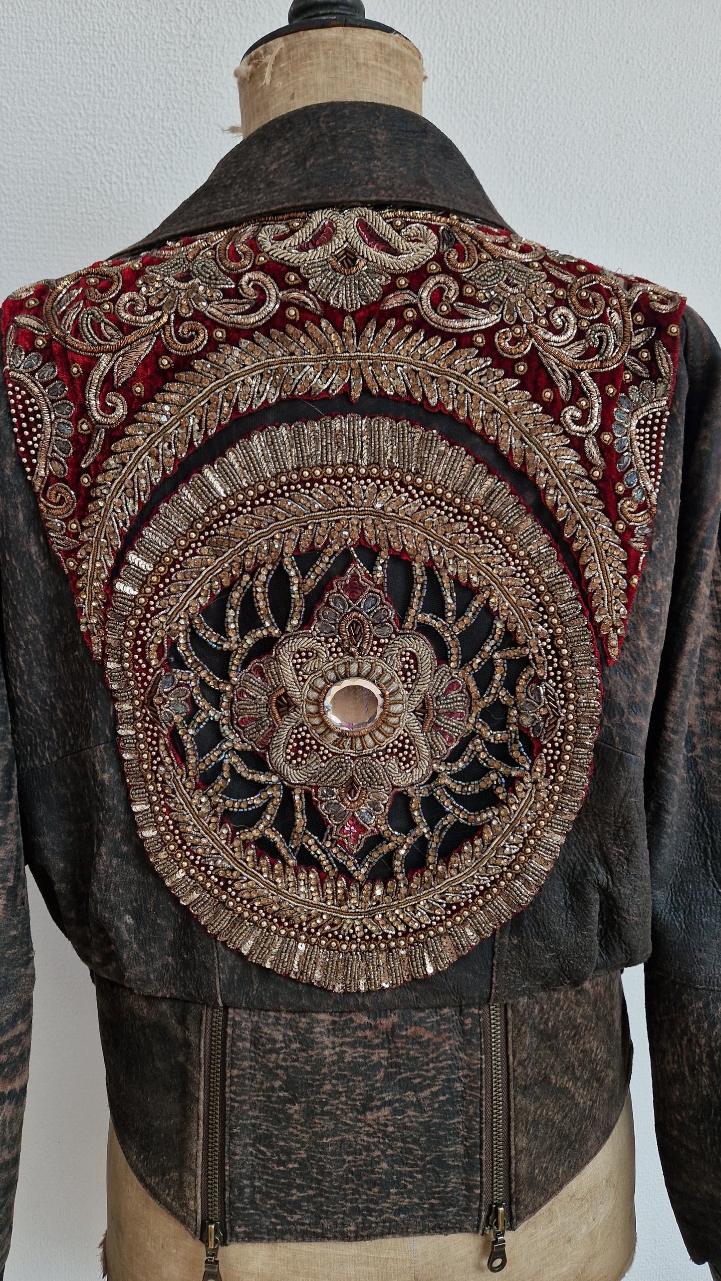 VESSEL OF RUIN Jacket M