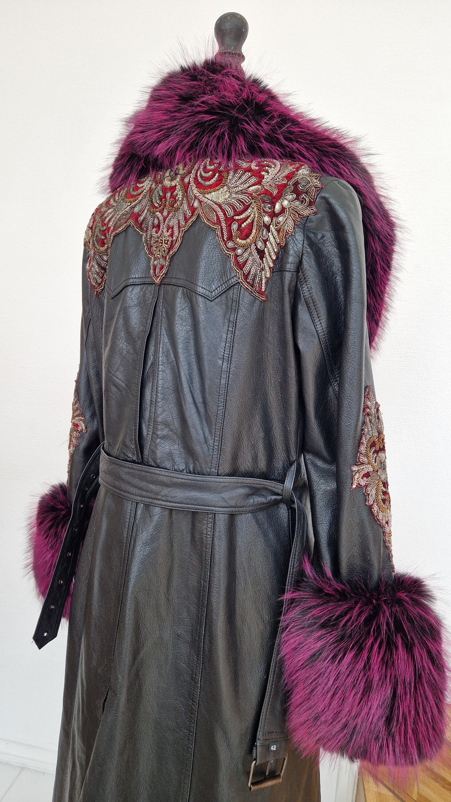 OPIUM COAT