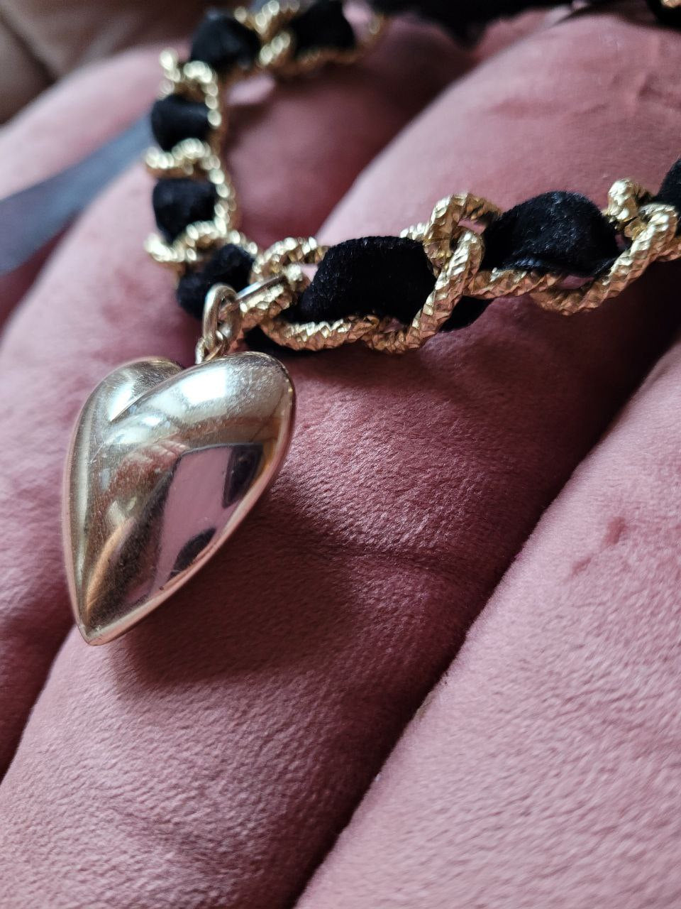 "Kitty" Choker